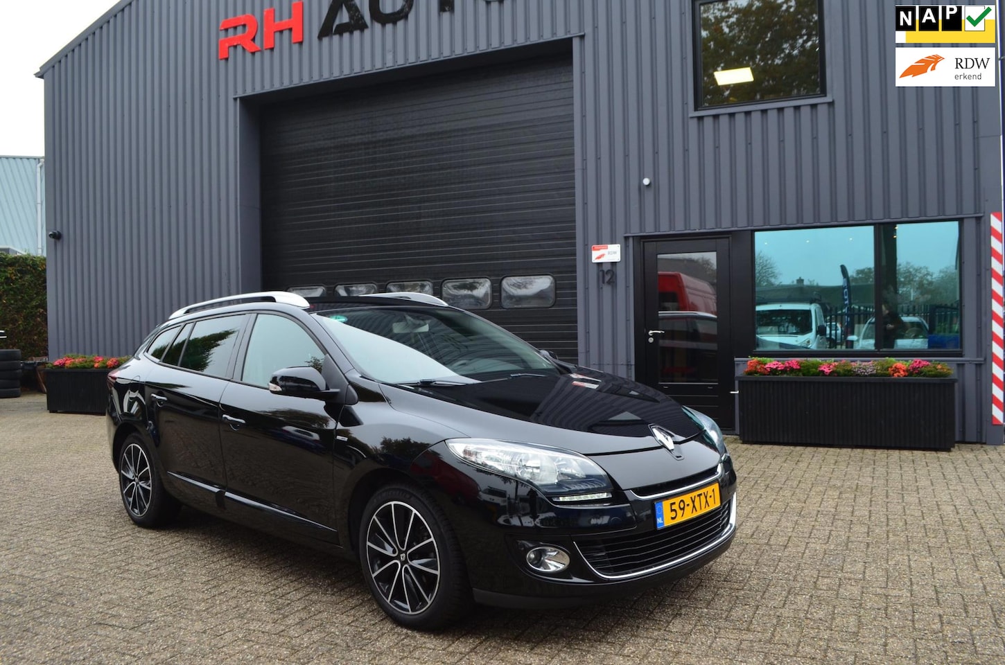 Renault Mégane Estate - 1.2 TCe Bose | Navi | Camera | Alle opties | Nieuwe Ketting - AutoWereld.nl
