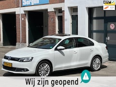 Volkswagen Jetta - 1.4 TSI Hybrid Highline