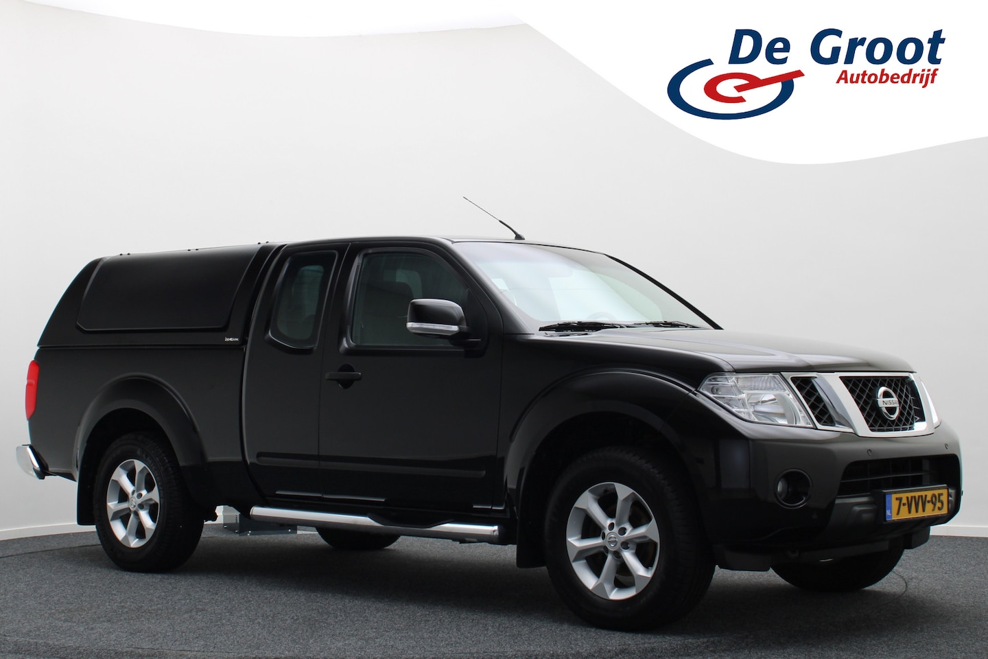 Nissan Navara - 2.5 dCi SE King Cab Climate, Camera, Cruise, Bluetooth, PDC, Trekhaak, 17'' - AutoWereld.nl