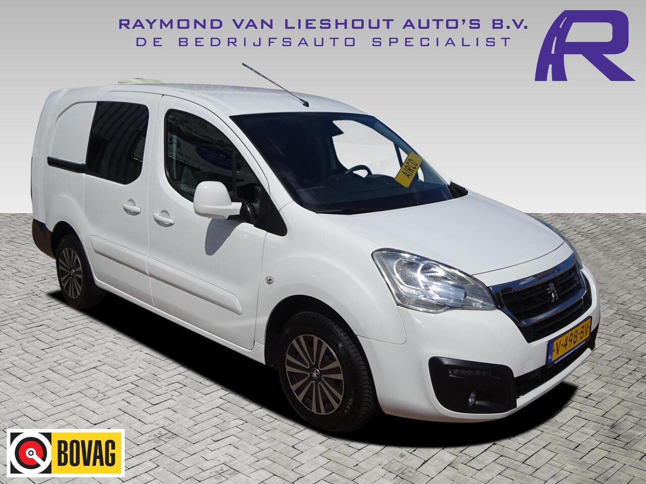 Peugeot Partner - 122 1.6 BlueHDi 100 L2 Premium Pack S&S AIRCO NAVI PDC CRUISE CONTROL - AutoWereld.nl