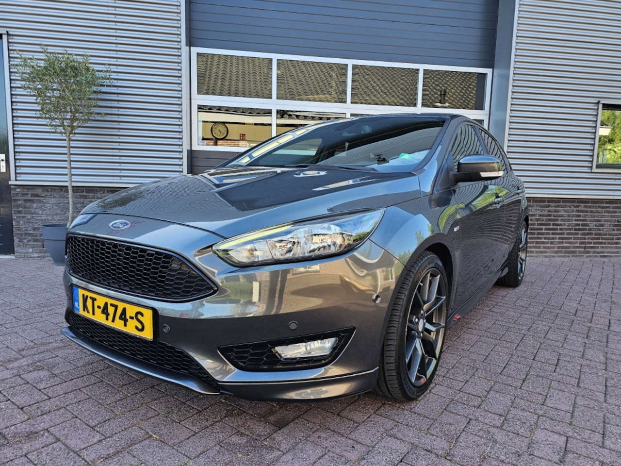 Ford Focus - | NL Auto | Lm velgen | Airco 1.5 ST-Line - AutoWereld.nl