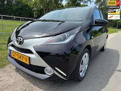 Toyota Aygo - 1.0 VVT-i x-nav keurige auto met Apple CarPlay/Android auto