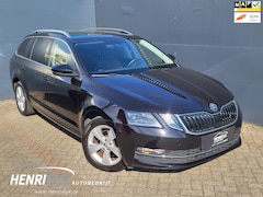 Skoda Octavia Combi - 1.4 TSI Style Automaat Navi / Cruise / Clima / Trekhaak