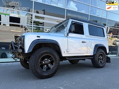 Land Rover Defender 90 - 2.4 TD SW XTech Youngtimer