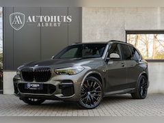 BMW X5 - xDrive45e M-Sport Manhattangrijs 22'' Pano 360c HuD
