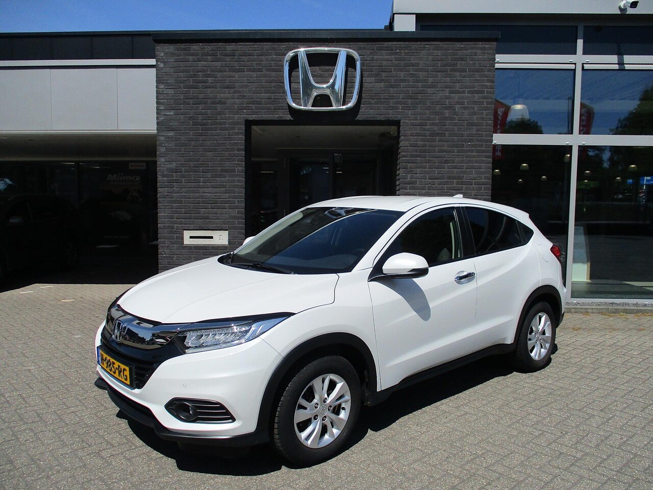 Honda HR-V - 1.5 i-VTEC CVT- Elegance | Rijklaar - AutoWereld.nl