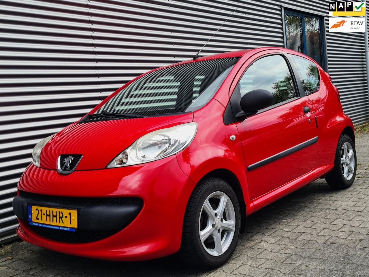 Peugeot 107 - 1.0-12V XR 11-2008 Passion Rouge Scarlet *LMV* - AutoWereld.nl