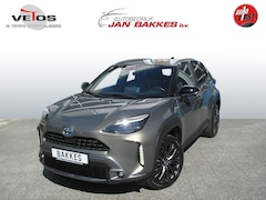Toyota Yaris Cross - 1.5 Hybrid Adventure I-AWD 4x4 Panorama Oxide bronze