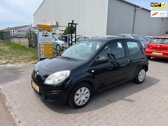 Renault Twingo - 1.2-16V Authentique