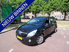 Hyundai i20 - 1.4i DynamicVersion ZEER GOED ONDERHOUDEN