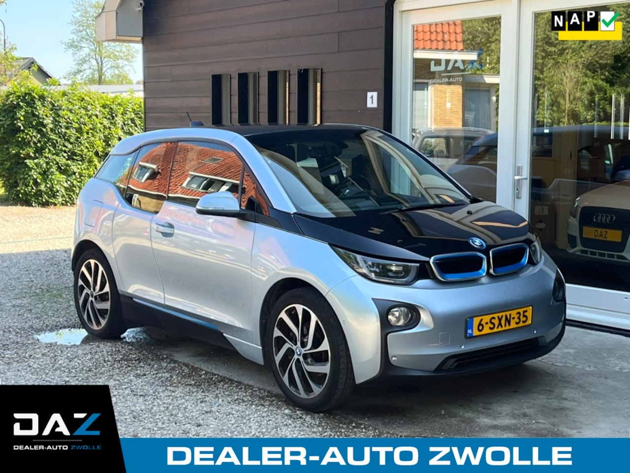 BMW i3 - Basis Comfort 22 kWh Aut/Ecc/Leer/Navi - AutoWereld.nl