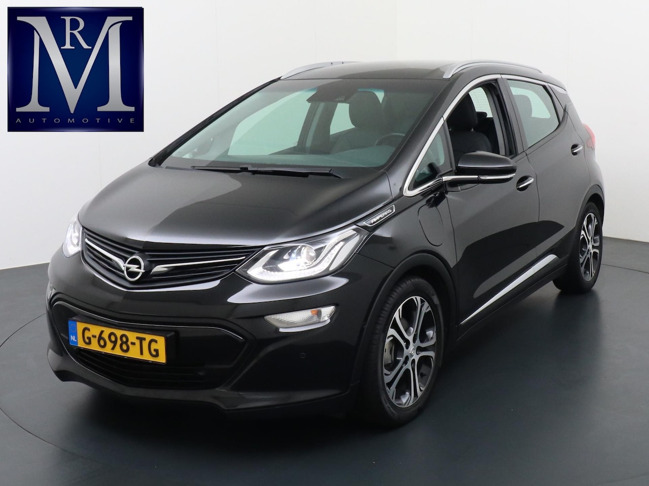 Opel Ampera-e - Business executive 60 kWh ORIG. NL. NAP KM. | NIEUWE ACCU!! SOH 100% | RIJKLAAR INCL. 12 M - AutoWereld.nl