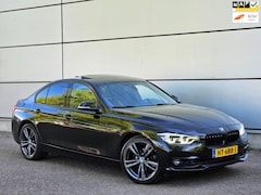 BMW 3-serie - 330e Luxury M Pakket |Pano |Leder |Head Up |Harman/Kardon |Full Option