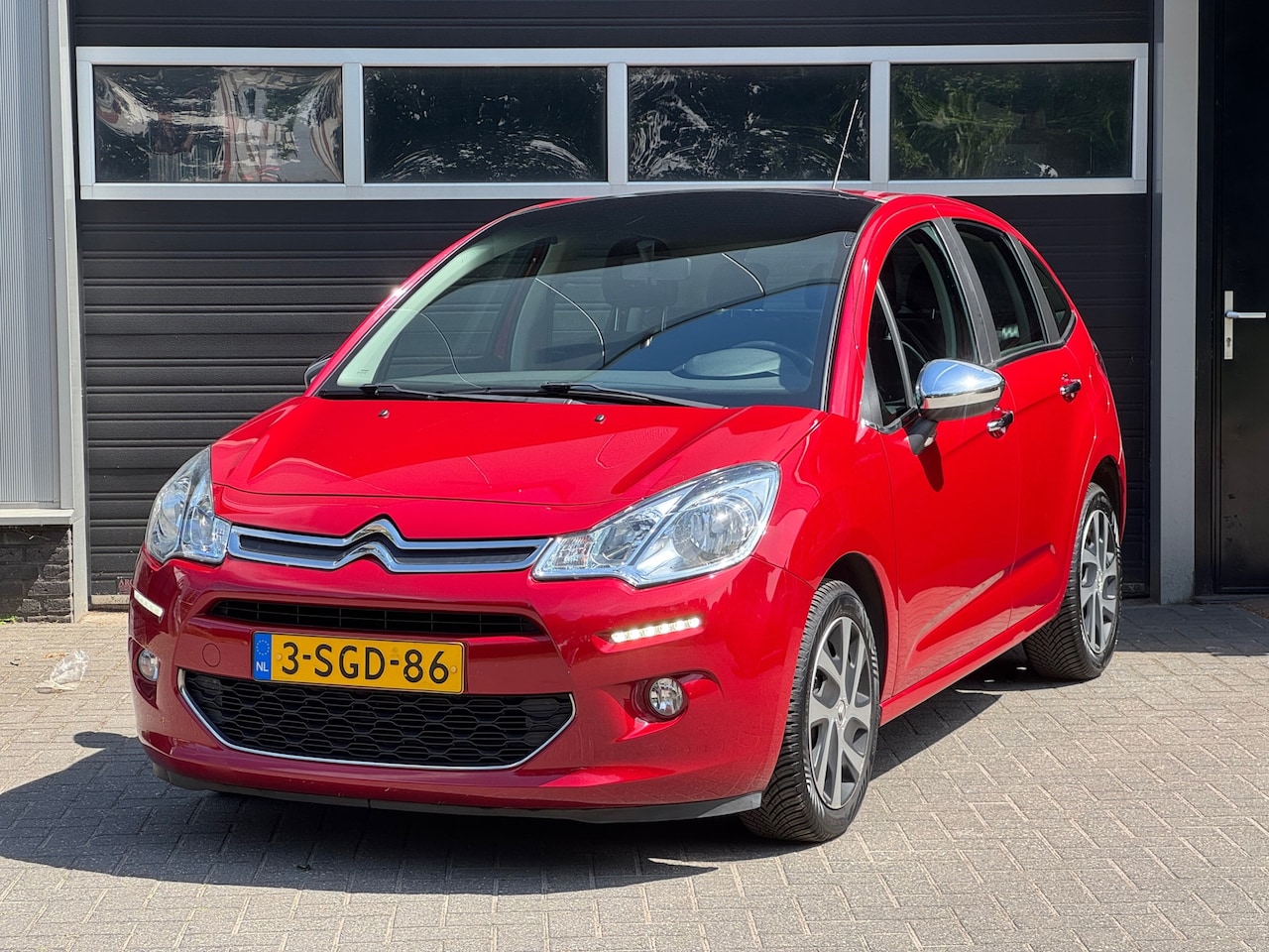 Citroën C3 - 1.2 VTi Collection Pano, Clima, Cruise Control, NAP - AutoWereld.nl
