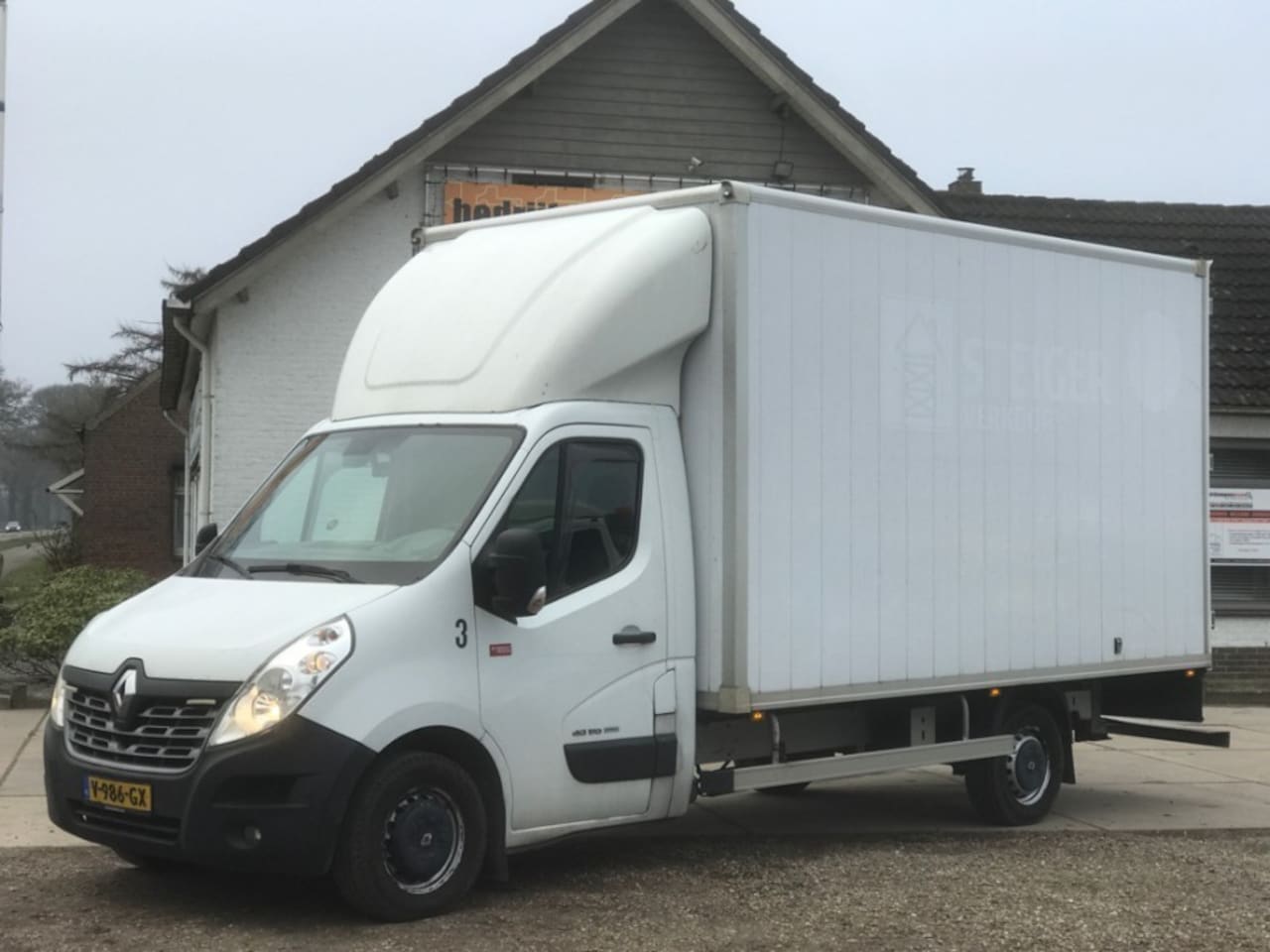 Renault Master - 2.3 dCi 125 kW Euro 6 Bakwagen / Huif / Trekh. - AutoWereld.nl