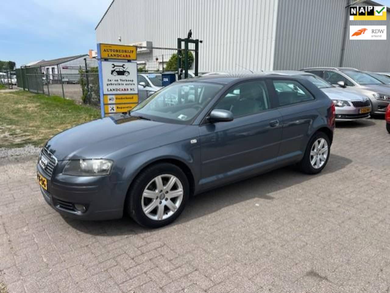 Audi A3 - 2.0 FSI Attraction 2.0 FSI Attraction - AutoWereld.nl