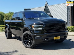 Dodge Ram Pick Up - 1500 Laramie editie 4x4 Crew Cab Sport Night | Luchtveering | Pano | NAP |