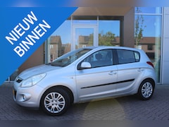 Hyundai i20 - 1.4i DynamicVersion Airco Trekhaak met nieuwe APK