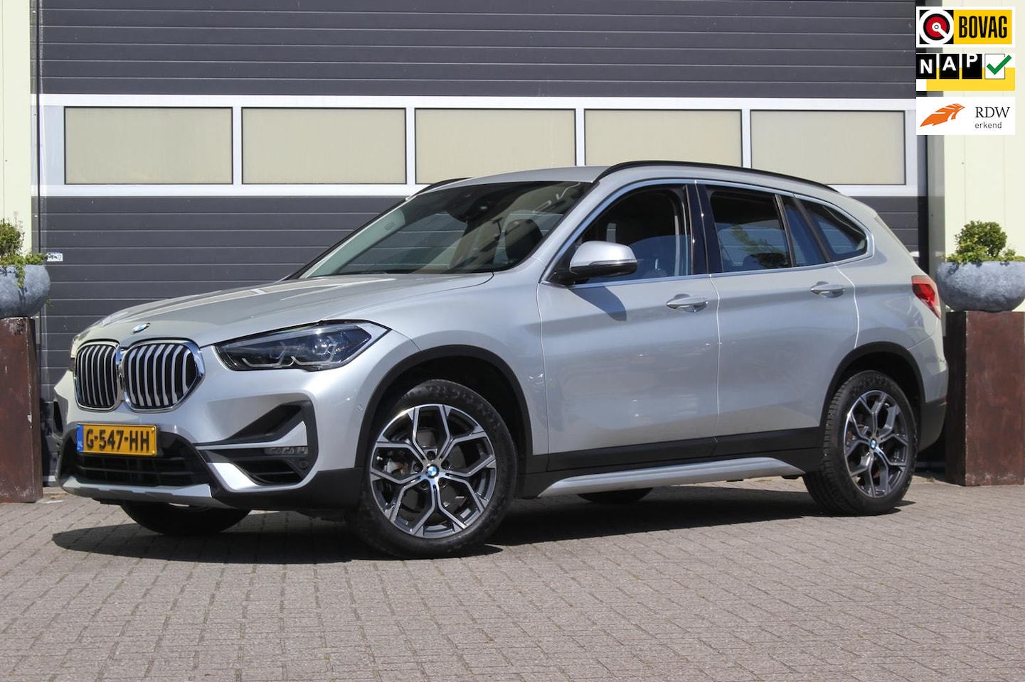 BMW X1 - SDrive18i High Executive Edition | Trekhaak | - AutoWereld.nl