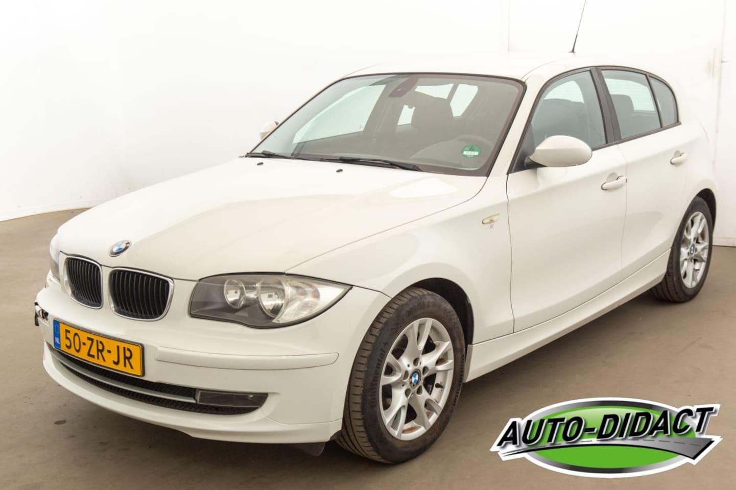 BMW 1-serie - 116i Airco Business Line - AutoWereld.nl