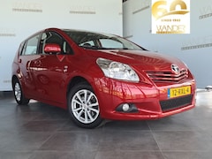 Toyota Verso - 1.8 Dynamic Panoramadak/trekhaak/achteruitrijcamera