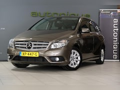 Mercedes-Benz B-klasse - 200 Ambition *Slechts 135dkm* |Navi/Trekhaak/156pk| Prachtige Auto
