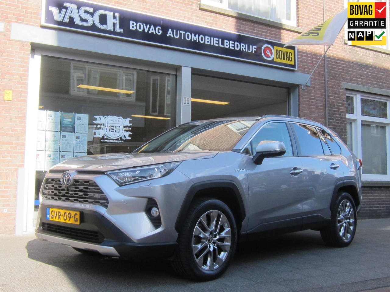 Toyota RAV4 - 2.5 Hybrid Executive Trekhaak All In Prijs Bovaggarantie - AutoWereld.nl