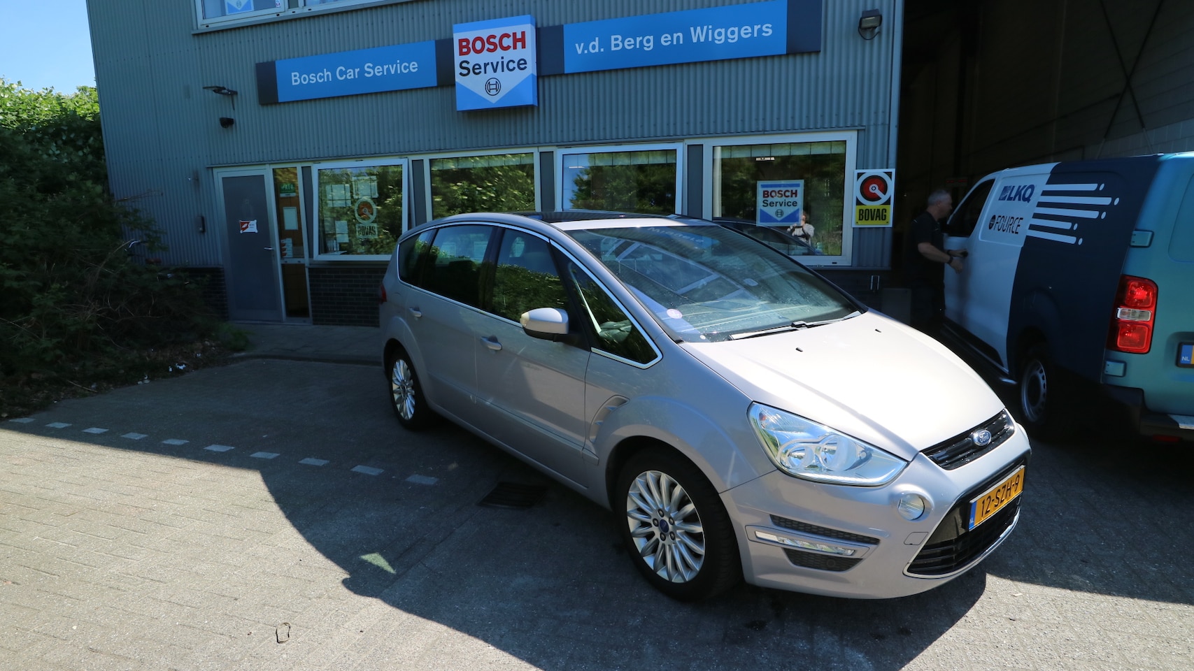 Ford S-Max - 1.6 EcoBoost Titanium 7p. Dit betreft een 5 persoons uitvoering - AutoWereld.nl