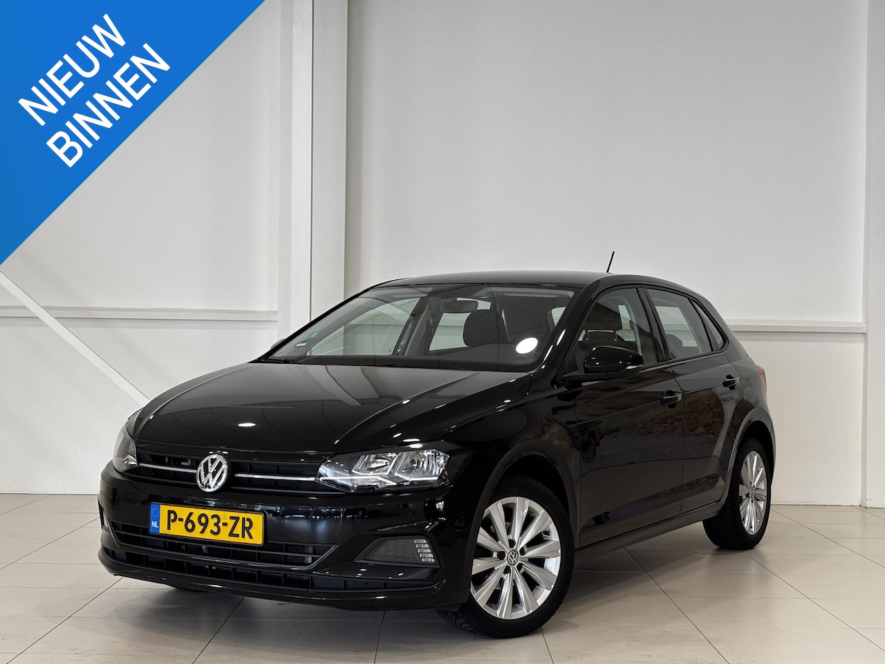 Volkswagen Polo - 1.0 TSI Highline | Climate Control | PDC V+A | Navigatie | Stoelverwarming - AutoWereld.nl