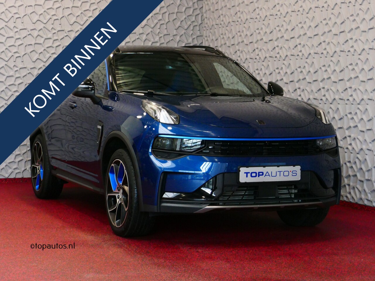 Lynk & Co 01 - ✅ NIEUWE AUTO ✅ / MODEL 2024 STUUR/STOEL VERW. 1.5 261 PK ZWARTE HEMEL 360CAM 4 JAAR GARAN - AutoWereld.nl