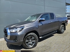 Toyota HiLux - 2.8 D-4D Xtra Cab 3500 KG Nieuwstaat navi camera 204 PK