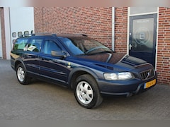 Volvo V70 Cross Country - 2.4 T * Automaat / Airco / Trekhaak / 200Pk
