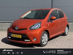 Toyota Aygo - 1.0 VVT-i Dynamic Orange / Dealer Onderhouden / Airco / Isofix / Elektrische Ramen Voor /