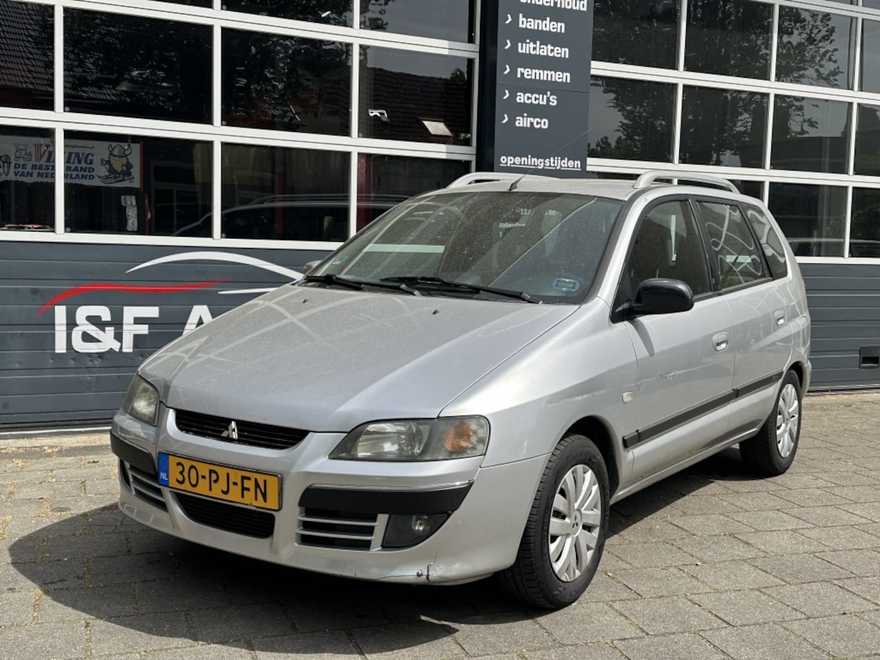 Mitsubishi Space Star - 1.6 Inform Silver Trekhaak Airco - AutoWereld.nl