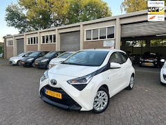 Toyota Aygo - 1.0 VVT-i x-play Camera/ Airco/ DAB+/ Top onderhouden