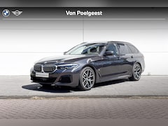 BMW 5-serie Touring - 530i M-Sport | High Executive | Trekhaak | Panoramadak | Adaptief onderstel