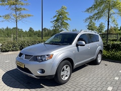 Mitsubishi Outlander - 2.4 Intro Edition 2WD Zomeeneemprijs EXPORT
