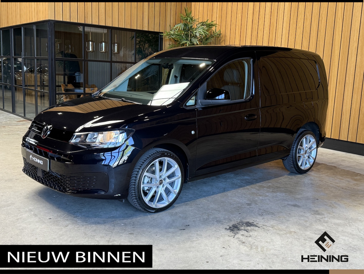 Volkswagen Caddy Cargo - 1.5 TSI 150 PK DSG. Marge auto. BPM BETAALD 11000 KM ! - AutoWereld.nl