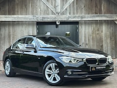 BMW 3-serie - 320i High Executive Automaat | Sport line, LED, Apple CarPlay, Leer, PDC, Navigatie, Cruis