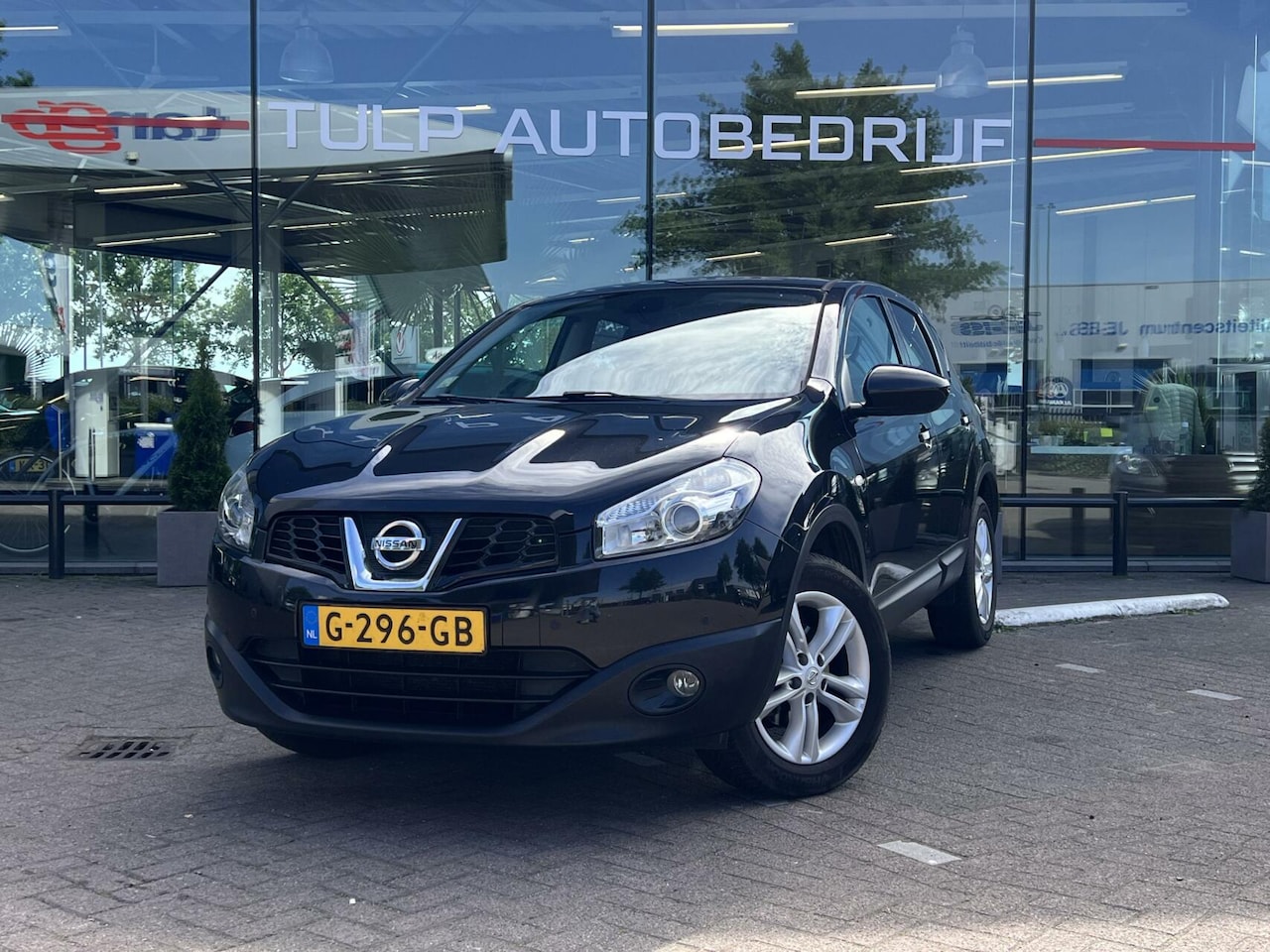 Nissan Qashqai - 2.0 Acenta Airco Clima Cruise All Season - AutoWereld.nl