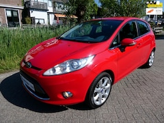 Ford Fiesta - 1.4 Titanium 97pk 5-deurs Clima Cruise Historie Keurige auto