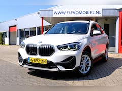 BMW X1 - SDrive18i 140pk Executive Edition Aut. Navi|1e Eig|Clima|Cam|LMV