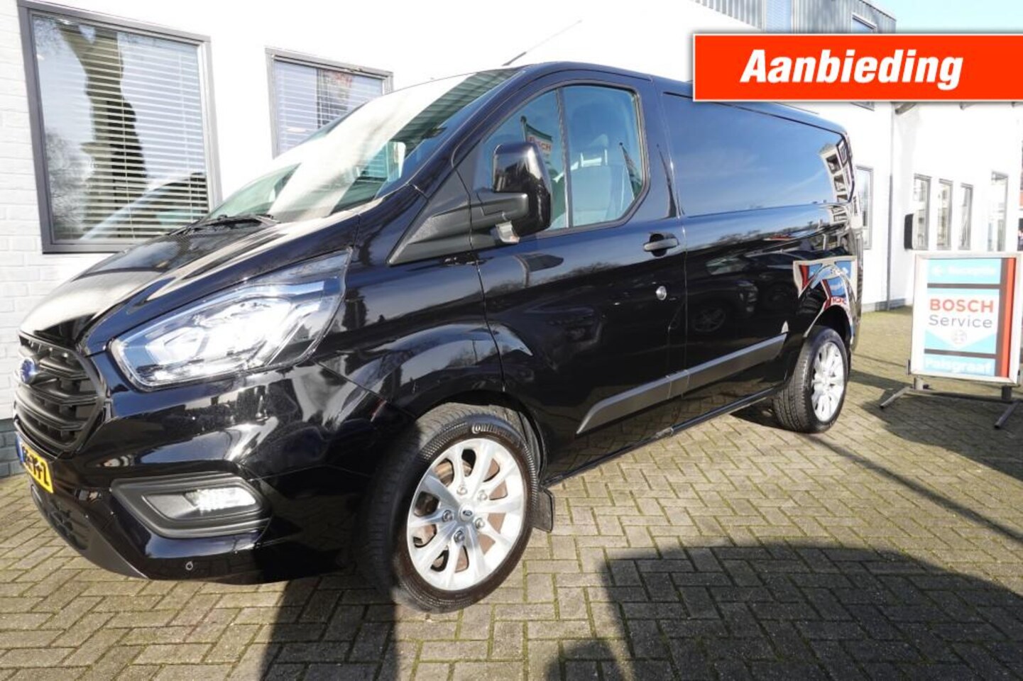 Ford Transit Custom - 280 2.0 TDCI L1H1 Trend NW  Distributie + 4* nw Banden - AutoWereld.nl