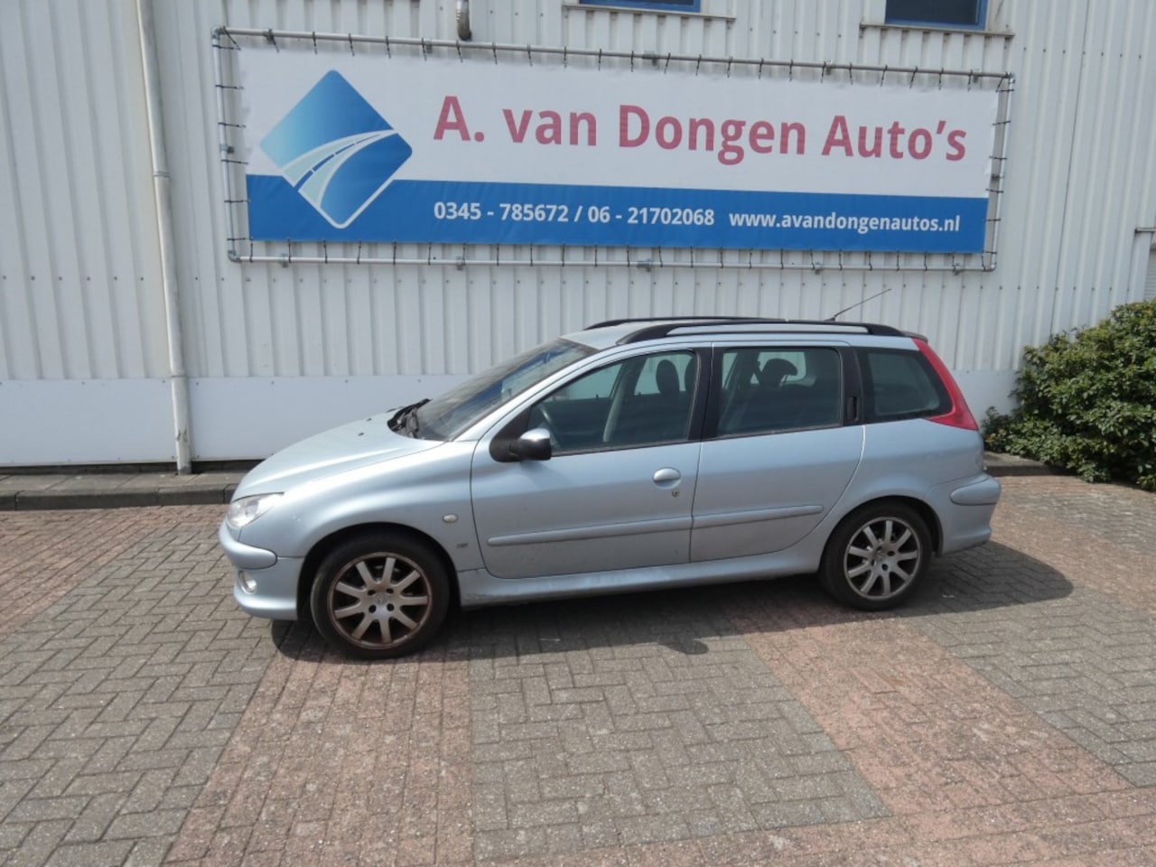 Peugeot 206 - SW1.6-16V XS,Clima,Trhaak,Stuurbekr. - AutoWereld.nl
