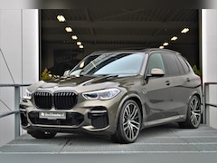 BMW X5 - xDrive45e M-sport 394pk Pano Trekhaak SkyLounge 4-wielsturing Harman/Kardon Laser Keyless