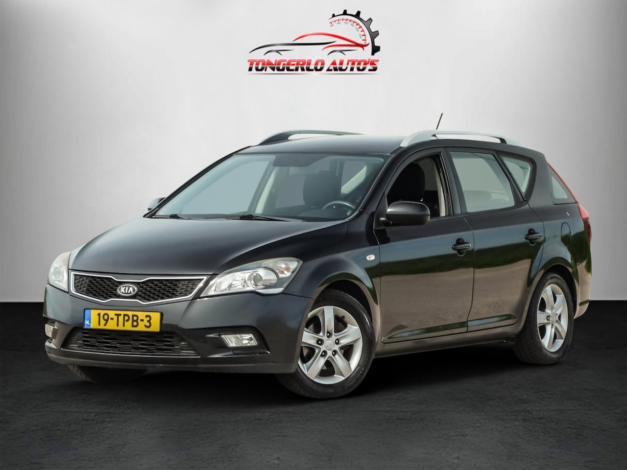 Kia Cee'd Sporty Wagon - 1.4 CVVT Navigator Plus Pack Clima Cruise Trekhaak Navi 16´´ - AutoWereld.nl