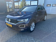 Volkswagen T-Roc - 1.5 TSI Sport Business R