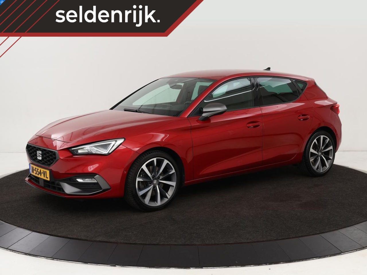 Seat Leon - 1.5 eTSI FR 1.5 eTSI FR - AutoWereld.nl