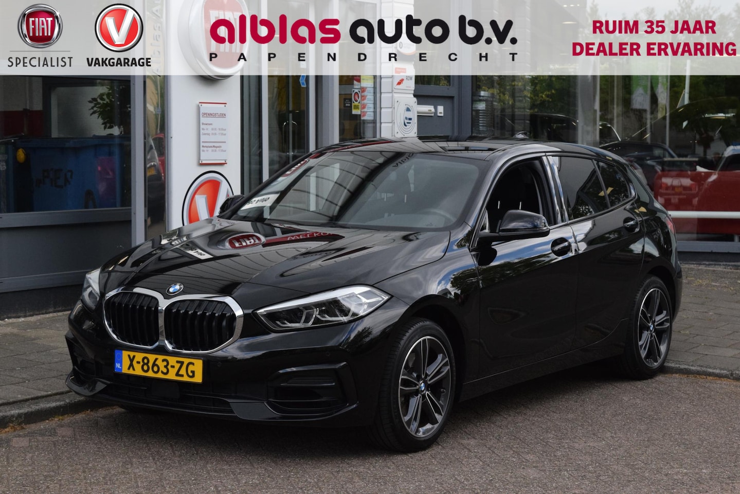 BMW 1-serie - 116i|Orig.NL|17"|Sportstoel|Led|Digitaal|Carplay| - AutoWereld.nl