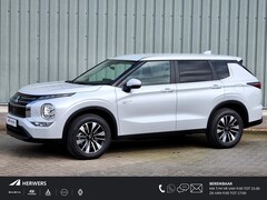 Mitsubishi Outlander - 2.4 PHEV Intense / €2000, - Introductievoordeel / Rijklaarprijs / Elektrische Range 86 KM